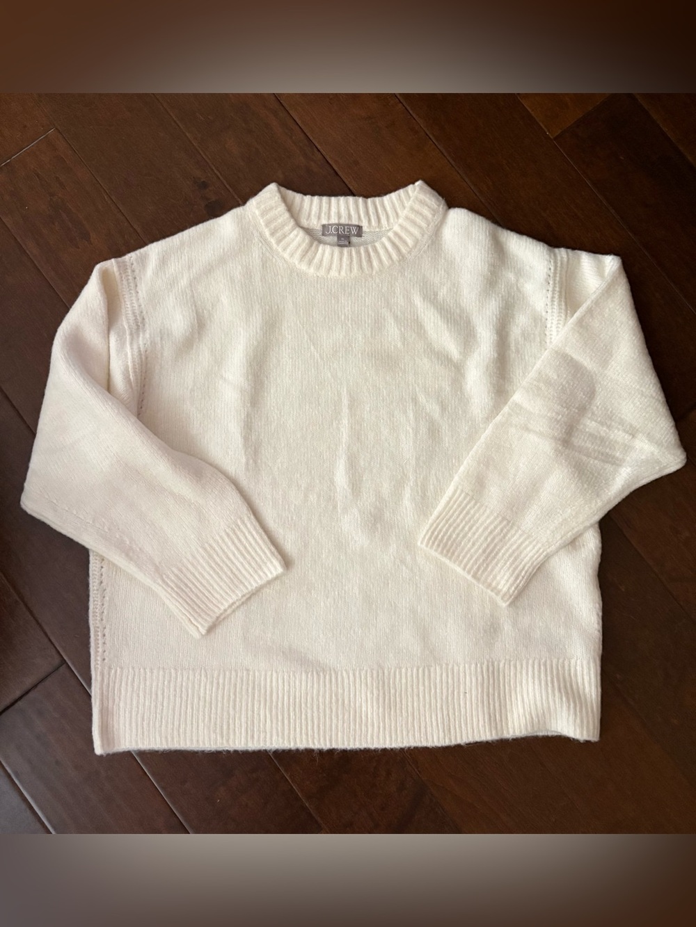 J. Crew Women's Relaxed crewneck pullover in Ivory. XL. BRAND NEW.